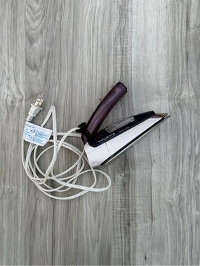Rowenta DA1560 First Class Compact Travel Steam Iron